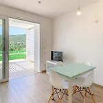 Stunning Capo Falcone Charming No9730