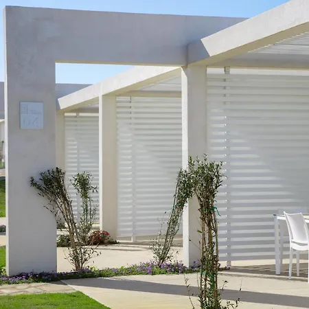 Stunning Capo Falcone Charming Superior B4pers 1 Bed No9730 *