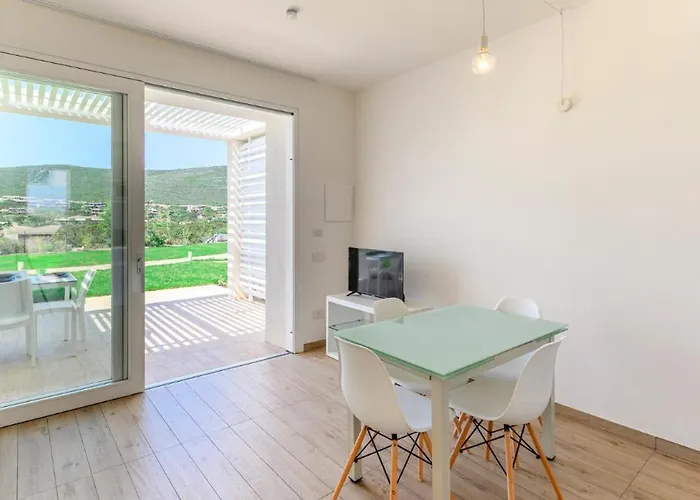 Stunning Capo Falcone Charming No9730